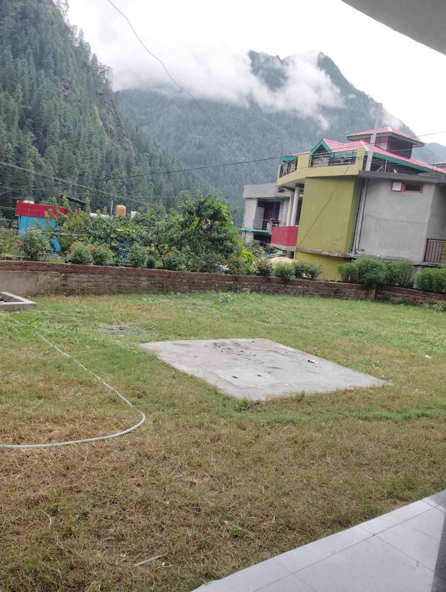 Dog N Hill Hotel Kasol Buitenkant foto