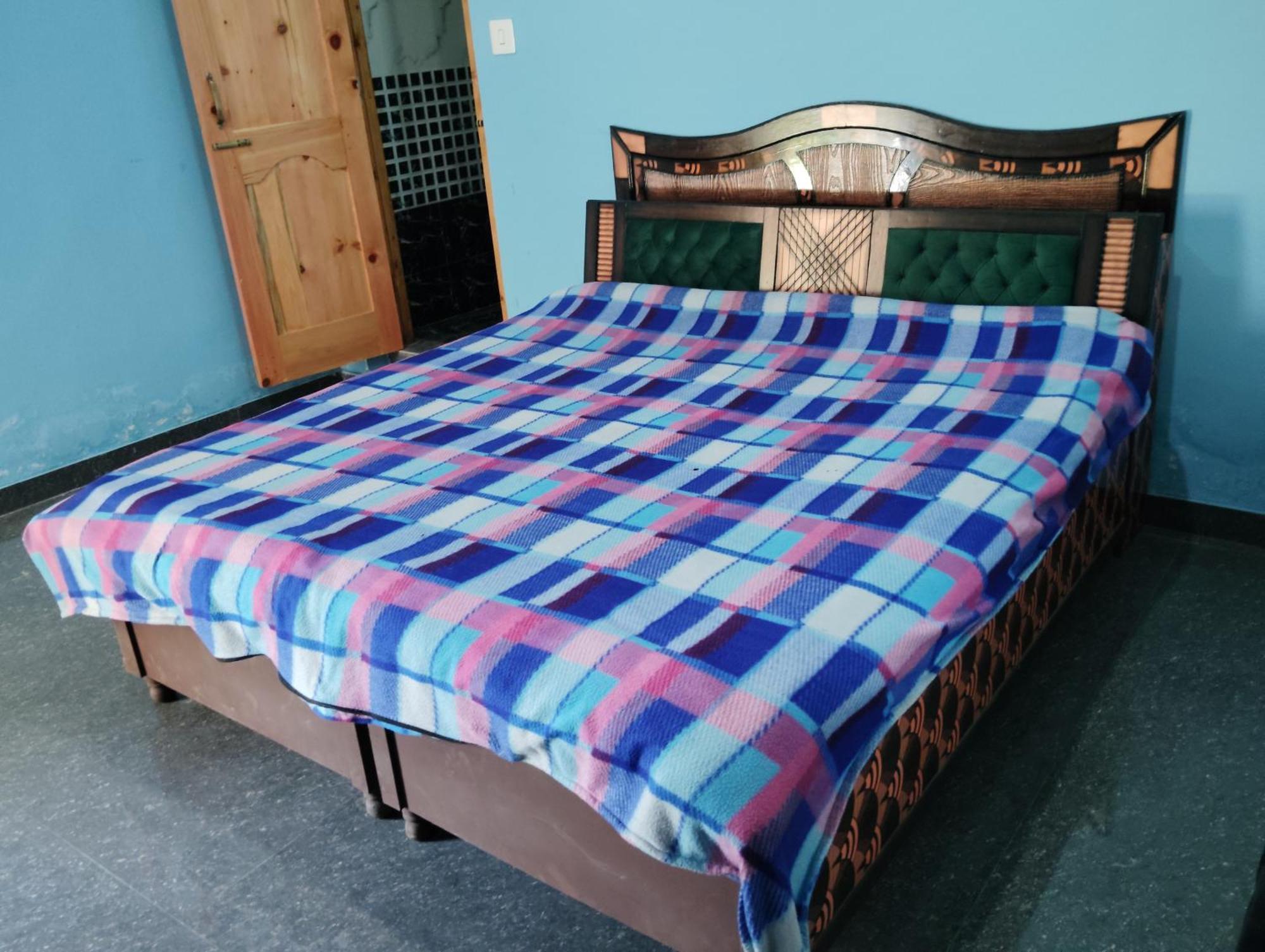 Dog N Hill Hotel Kasol Buitenkant foto