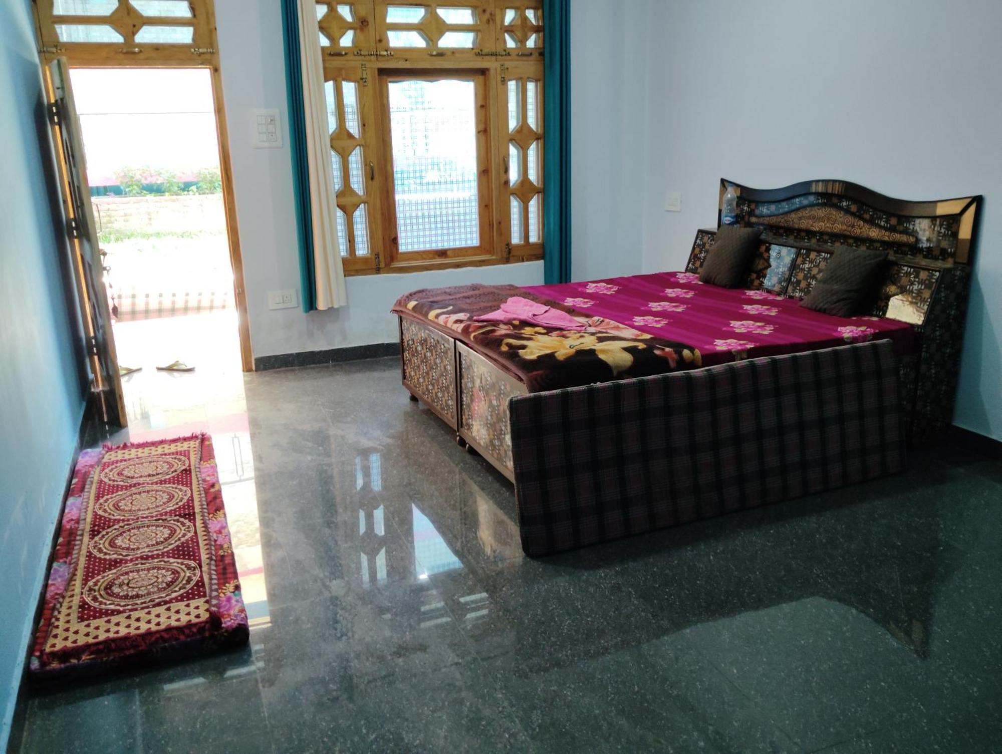 Dog N Hill Hotel Kasol Buitenkant foto