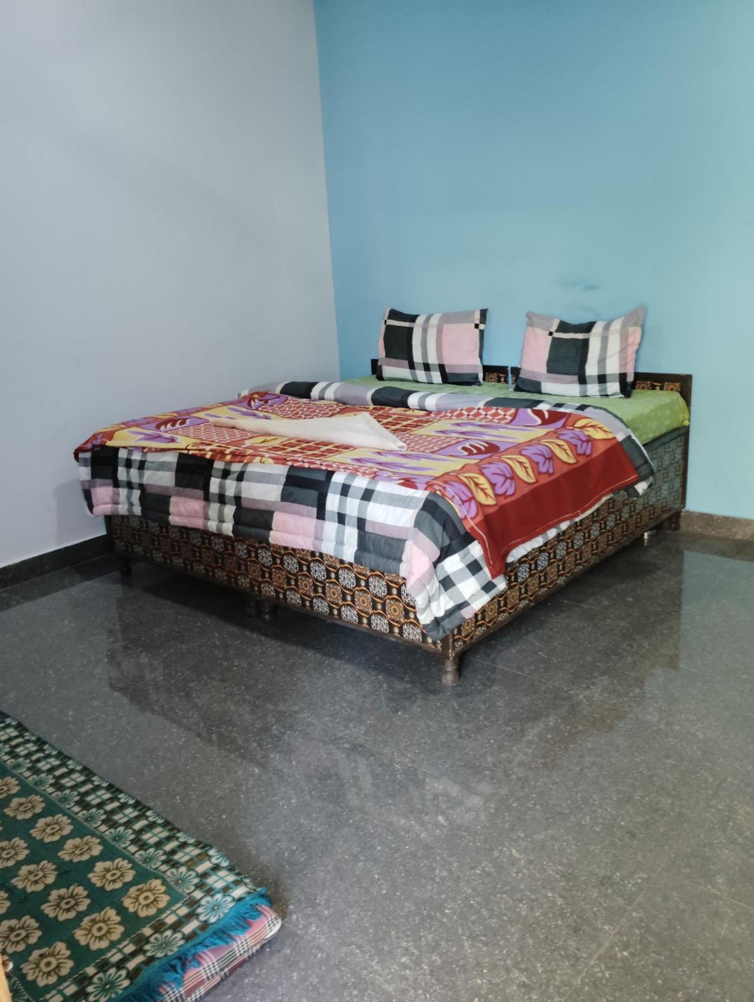 Dog N Hill Hotel Kasol Buitenkant foto