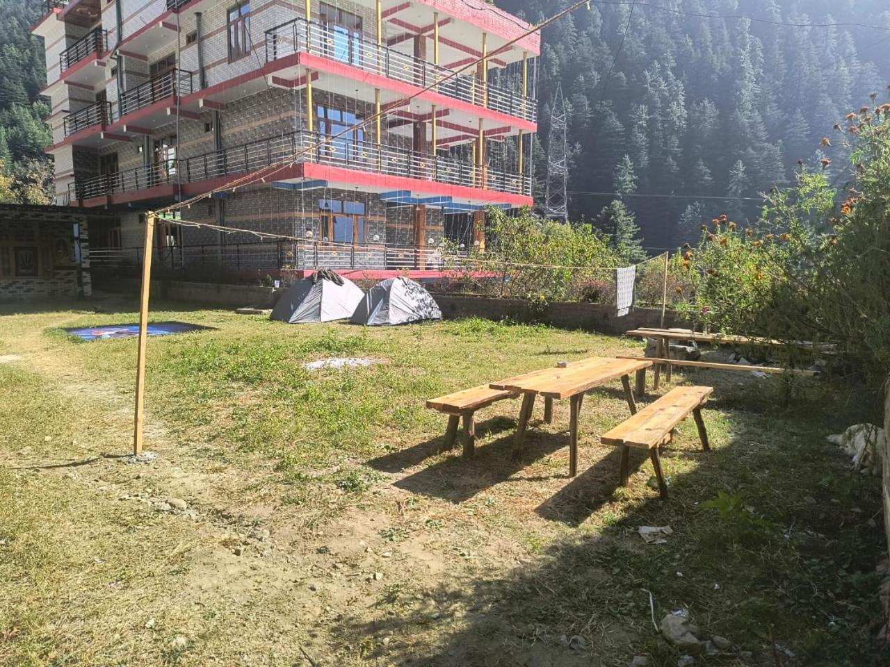 Dog N Hill Hotel Kasol Buitenkant foto