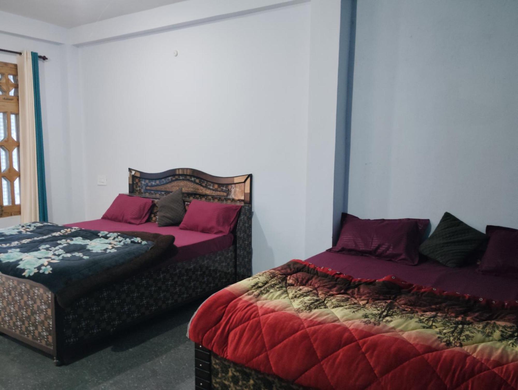 Dog N Hill Hotel Kasol Buitenkant foto